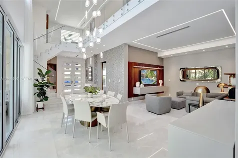 20824 NE 37th Avenue Aventura FL 33180