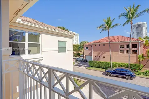 20824 NE 37th Avenue Aventura FL 33180
