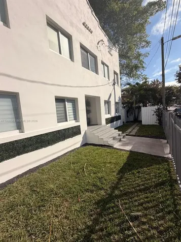 337 SW 10th Avenue Miami FL 33130