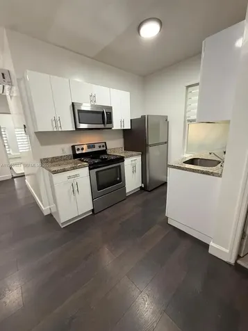 337 SW 10th Avenue Miami FL 33130