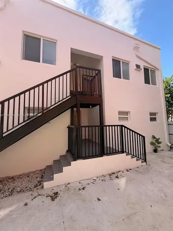 337 SW 10th Avenue Miami FL 33130