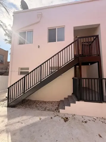 337 SW 10th Avenue Miami FL 33130