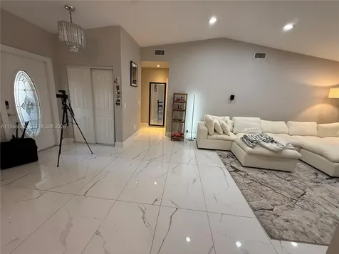 20888 Sugarloaf Lane Boca Raton FL 33428