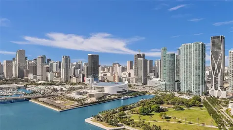 900 Biscayne Boulevard Miami FL 33132