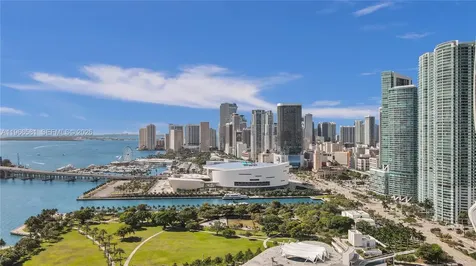 900 Biscayne Boulevard Miami FL 33132
