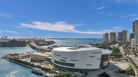900 Biscayne Boulevard Miami FL 33132