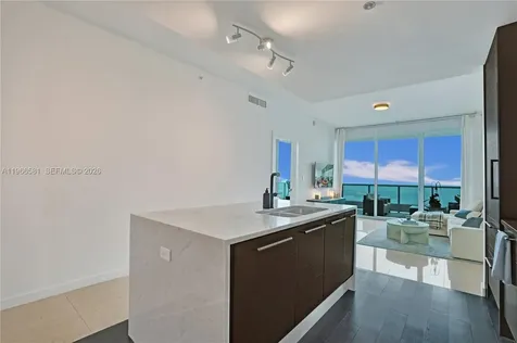 900 Biscayne Boulevard Miami FL 33132
