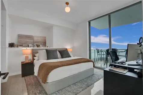 900 Biscayne Boulevard Miami FL 33132
