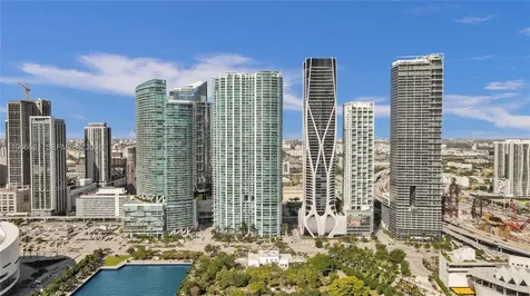 900 Biscayne Boulevard Miami FL 33132