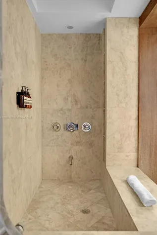 5781 Biscayne Boulevard Miami FL 33137