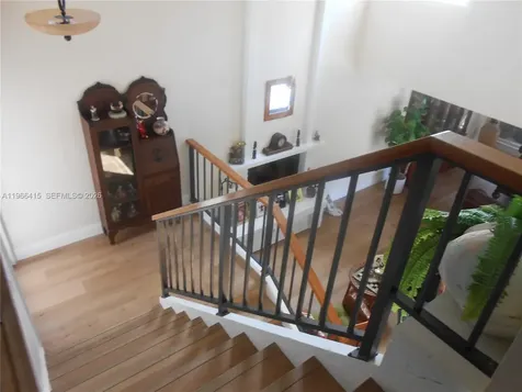 128 Laurel Road Hollywood FL 33021