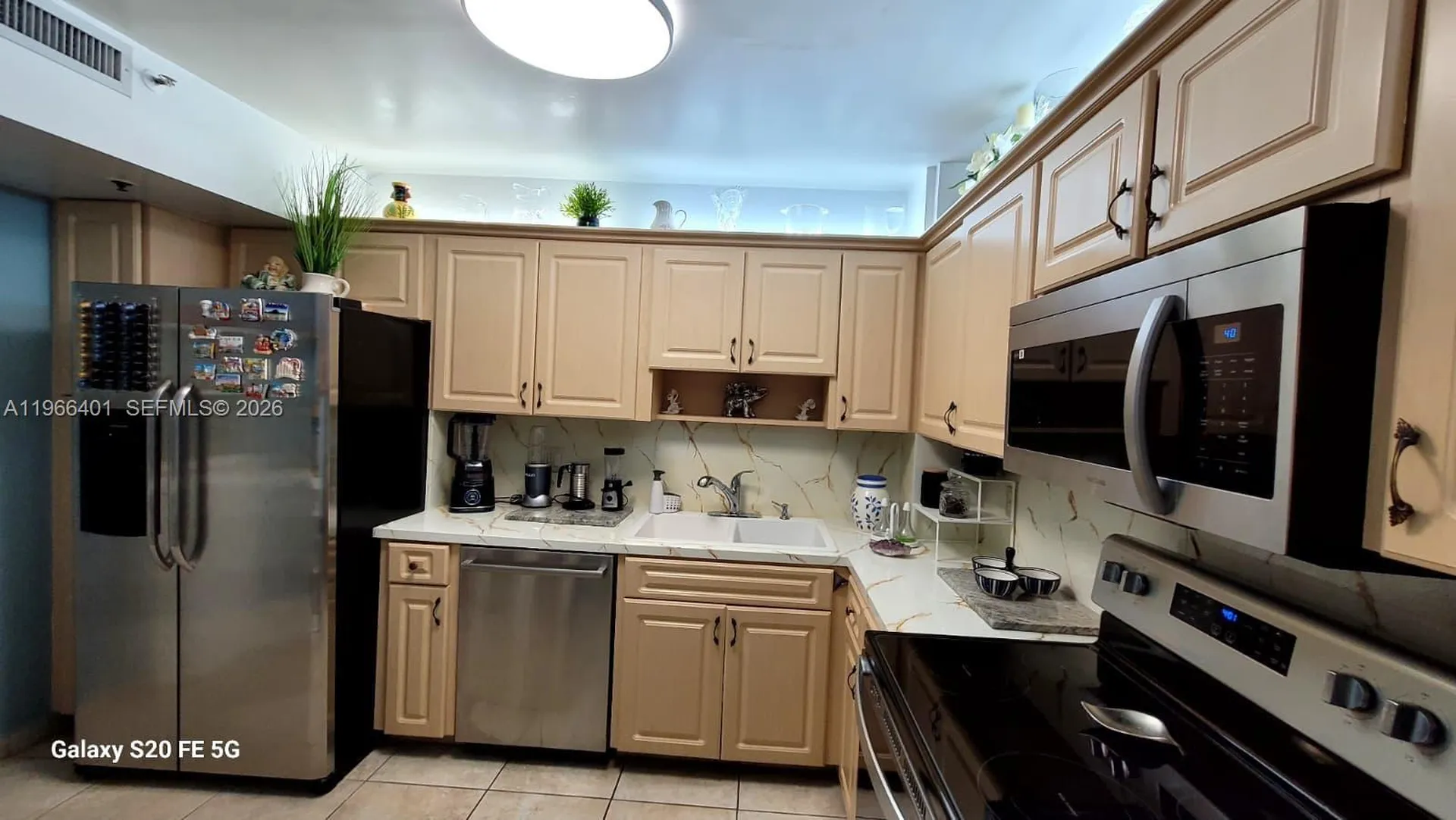 4001 Hillcrest Drive Hollywood FL 33021
