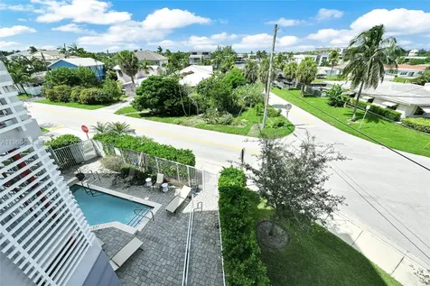 1900 SE 2nd Street Deerfield Beach FL 33441