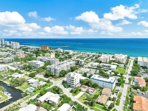 1900 SE 2nd Street Deerfield Beach FL 33441