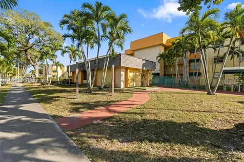 606 W 81st Street Hialeah FL 33014