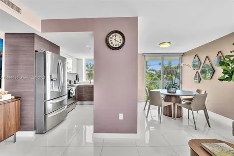 9901 E Bay Harbor Drive Bay Harbor Islands FL 33154
