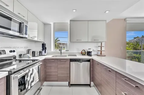 9901 E Bay Harbor Drive Bay Harbor Islands FL 33154