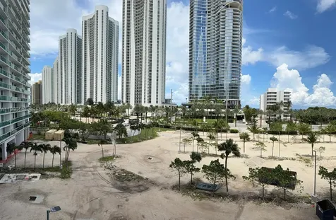 100 Bayview Drive Sunny Isles Beach FL 33160