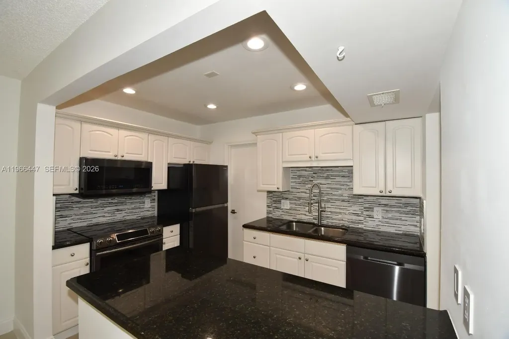 7200 NW 2nd Avenue Boca Raton FL 33487