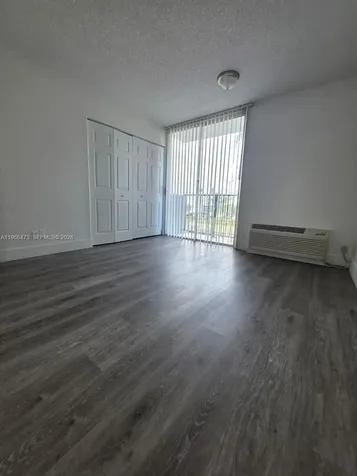 16450 NW 2nd Avenue Miami FL 33169