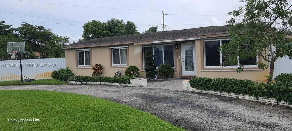 1318 SW 49th Terrace Fort Lauderdale FL 33317