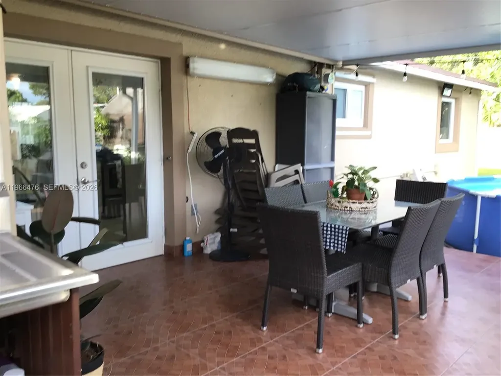 1318 SW 49th Terrace Fort Lauderdale FL 33317