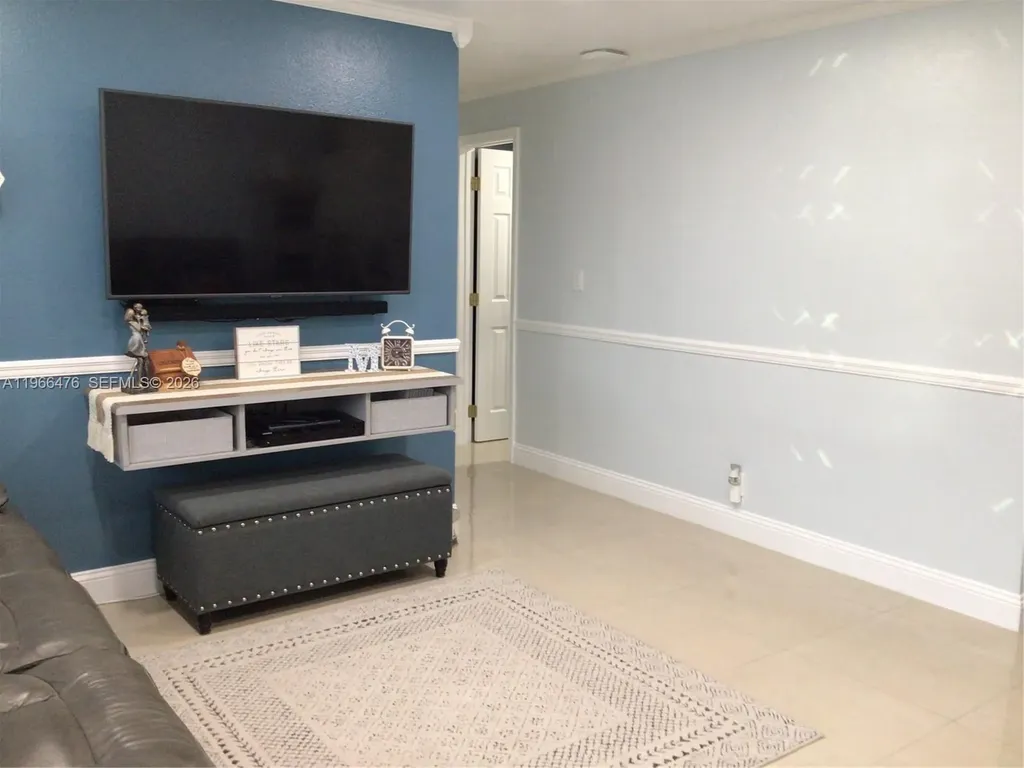 1318 SW 49th Terrace Fort Lauderdale FL 33317