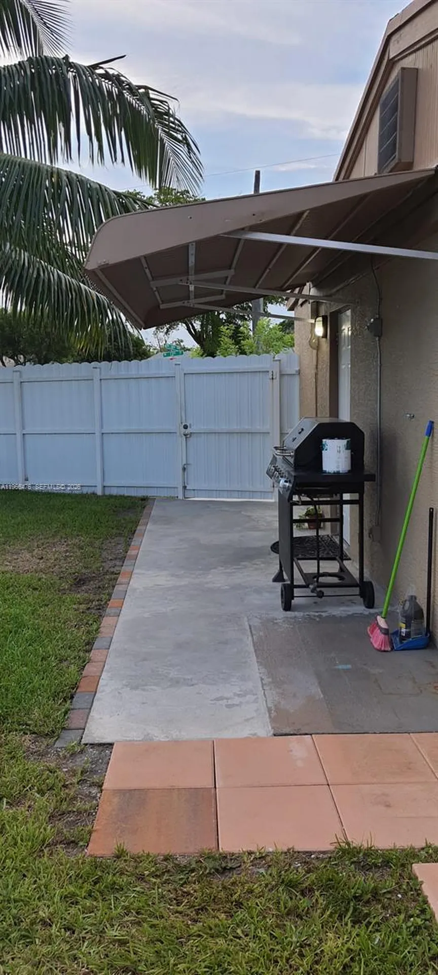1318 SW 49th Terrace Fort Lauderdale FL 33317