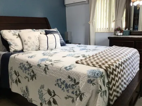 1318 SW 49th Terrace Fort Lauderdale FL 33317