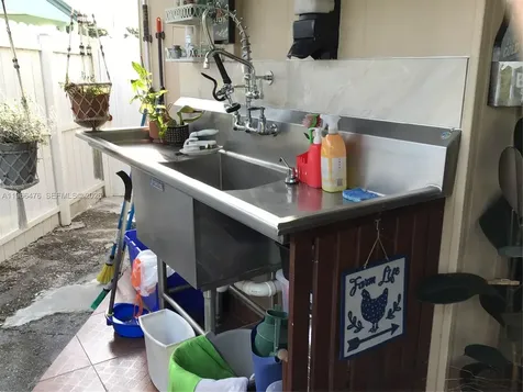 1318 SW 49th Terrace Fort Lauderdale FL 33317