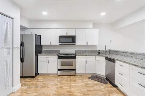 3241 NE 17th Avenue Oakland Park FL 33334