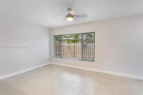 3241 NE 17th Avenue Oakland Park FL 33334