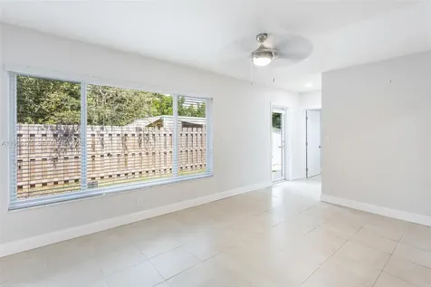 3241 NE 17th Avenue Oakland Park FL 33334