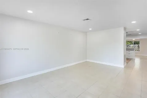 3241 NE 17th Avenue Oakland Park FL 33334