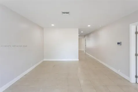 3241 NE 17th Avenue Oakland Park FL 33334