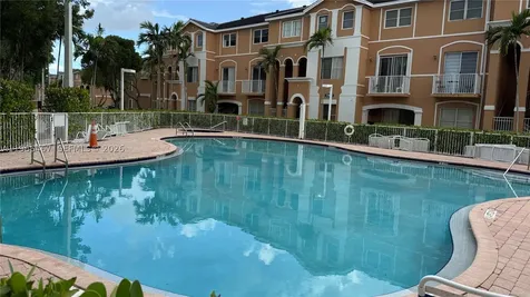 17720 NW 73rd Avenue Hialeah FL 33015