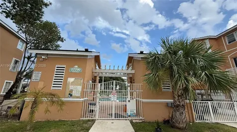 17720 NW 73rd Avenue Hialeah FL 33015