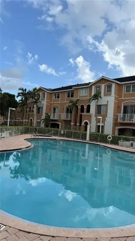 17720 NW 73rd Avenue Hialeah FL 33015