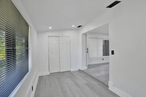 1628 NE 7th Avenue Fort Lauderdale FL 33305