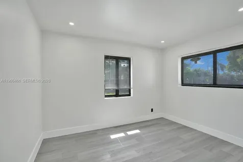 1628 NE 7th Avenue Fort Lauderdale FL 33305