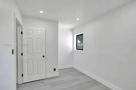 1628 NE 7th Avenue Fort Lauderdale FL 33305