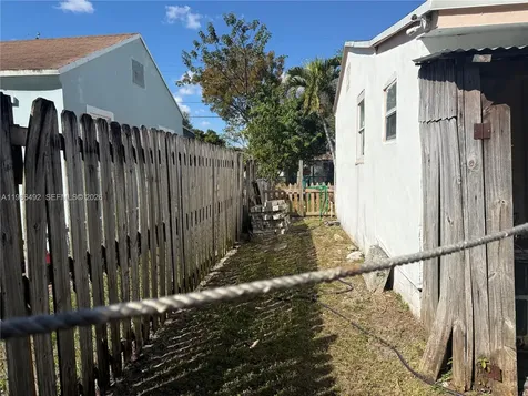 1972 NW 59th Street Miami FL 33142