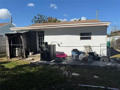 1972 NW 59th Street Miami FL 33142