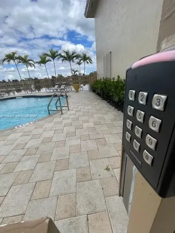 703 NE 195th Street Miami FL 33179