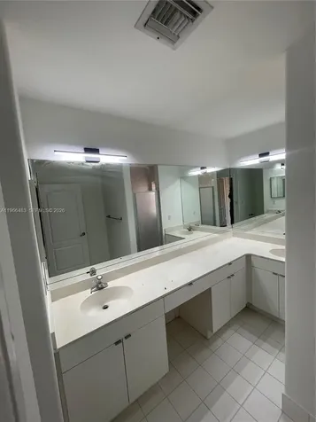 703 NE 195th Street Miami FL 33179