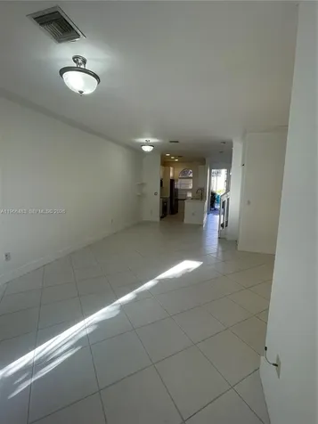 703 NE 195th Street Miami FL 33179