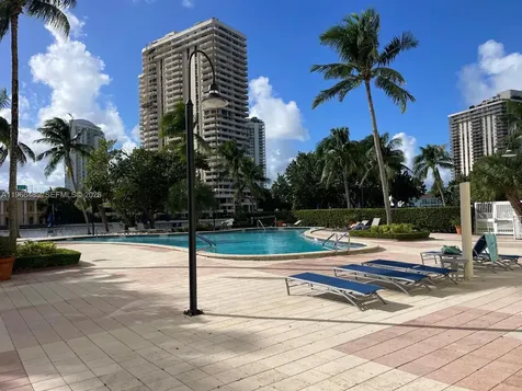 19390 Collins Avenue Sunny Isles Beach FL 33160