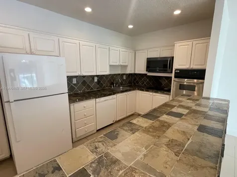 19390 Collins Avenue Sunny Isles Beach FL 33160