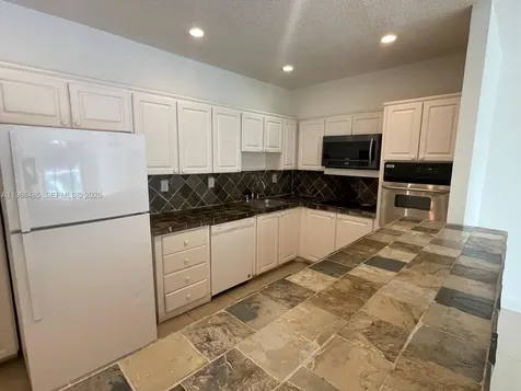 19390 Collins Avenue Sunny Isles Beach FL 33160
