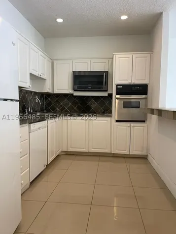 19390 Collins Avenue Sunny Isles Beach FL 33160